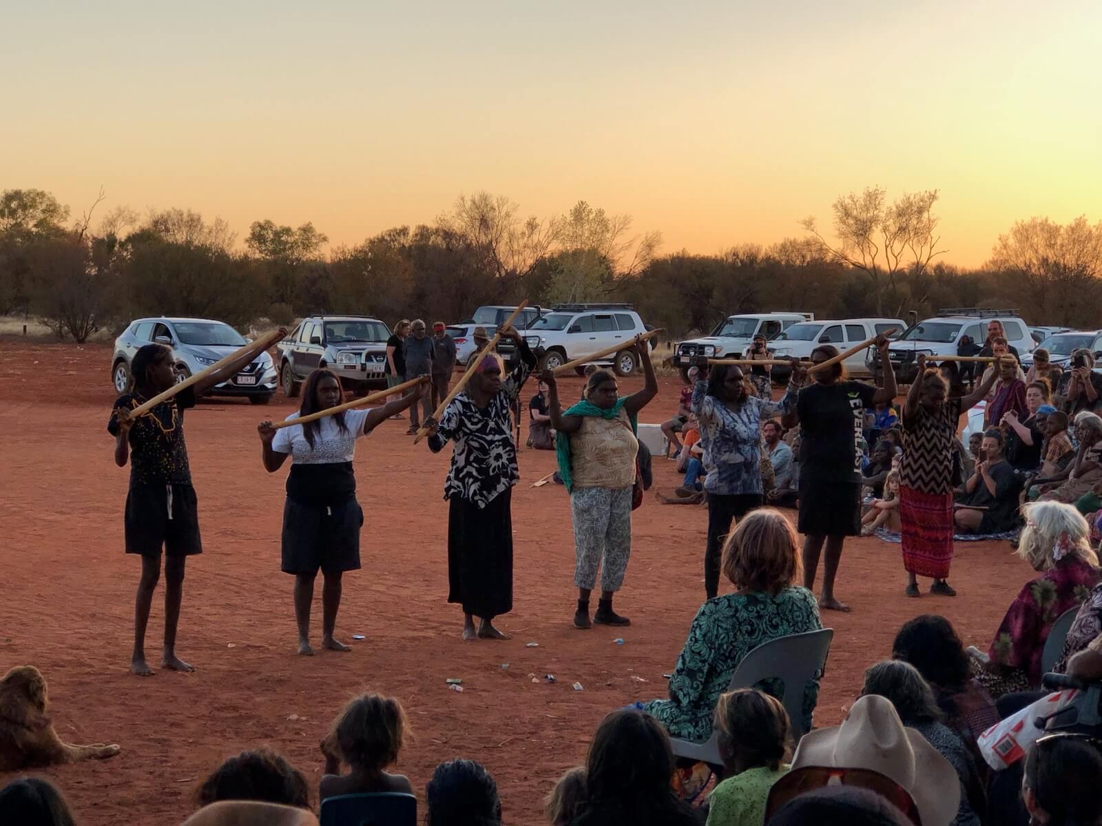 Mutitjulu, Central Australia (Anangu)